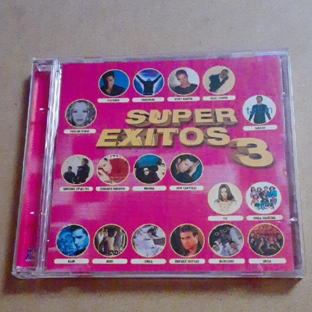 Super Exitos 3 CD - Pink Cover 2000